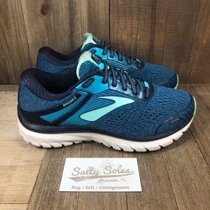 brooks wide width womens shoes